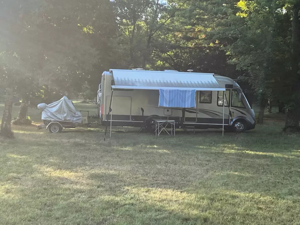 Kemping Des Deux Séquoias 1 Csillagok★