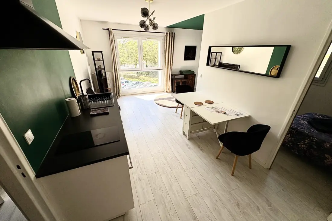 Gyönyörű lakás 54 M2-től Található Loire szélén