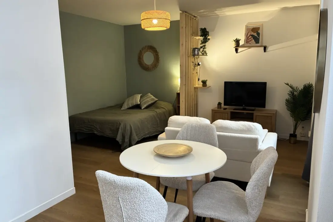 Charming Studio Au Coeur du Quartier Bouffay