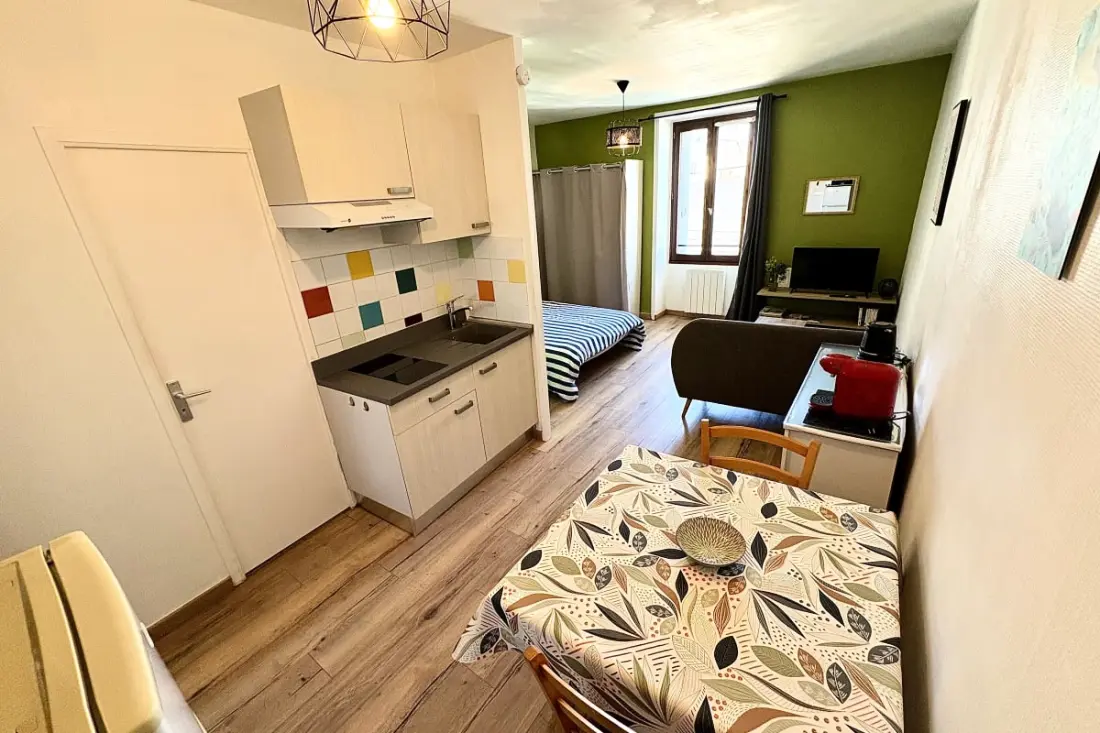 Stúdió 25 M2 Közeli állomás és kerti növények