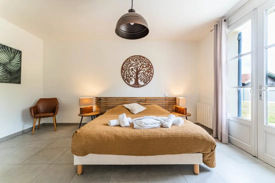 Cocon Sous Les Pins - Cottage Pined & Swimming pool