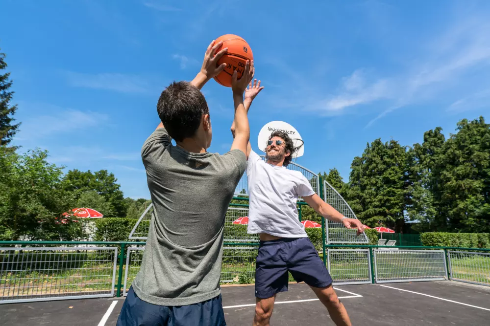 Campsite Romanée Le Grand Paris - Nie.