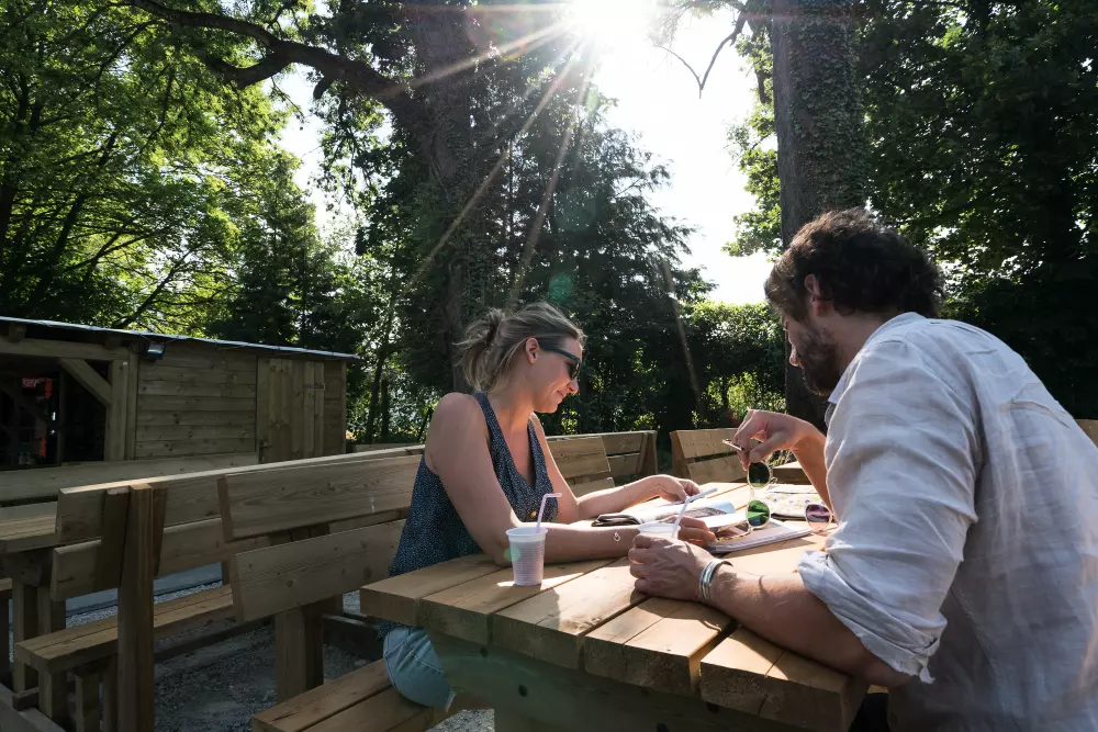 Campsite Romanée Le Grand Paris - Nie.