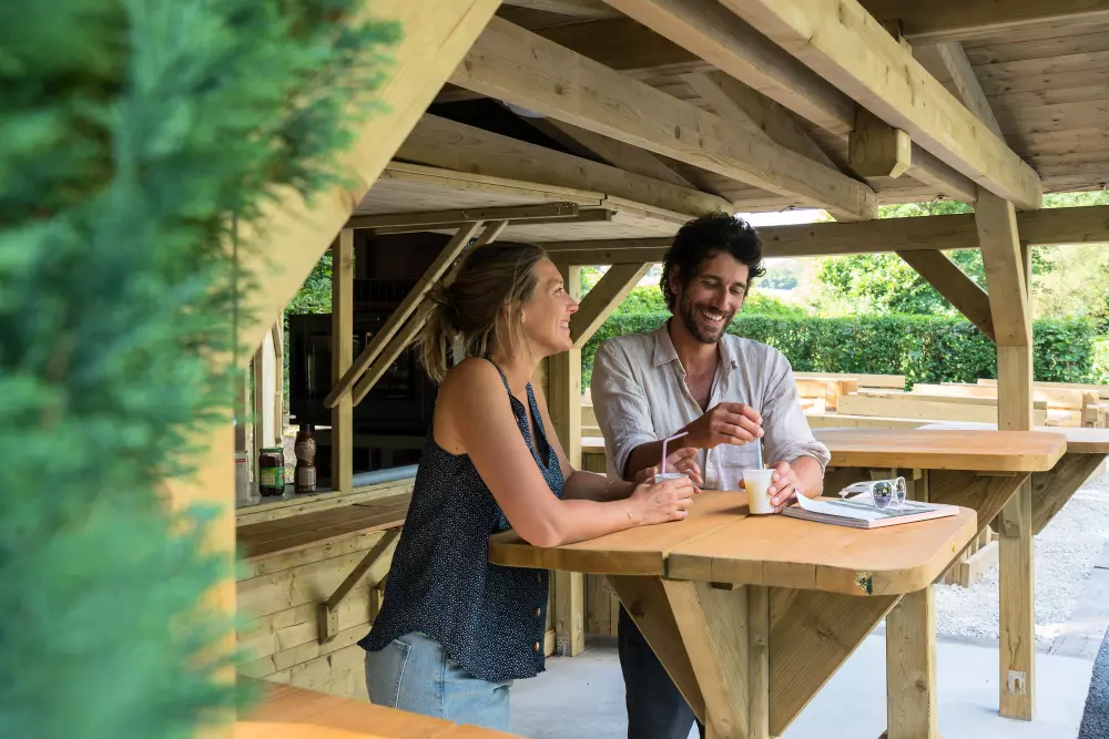 Campsite Romanée Le Grand Paris - Nie.