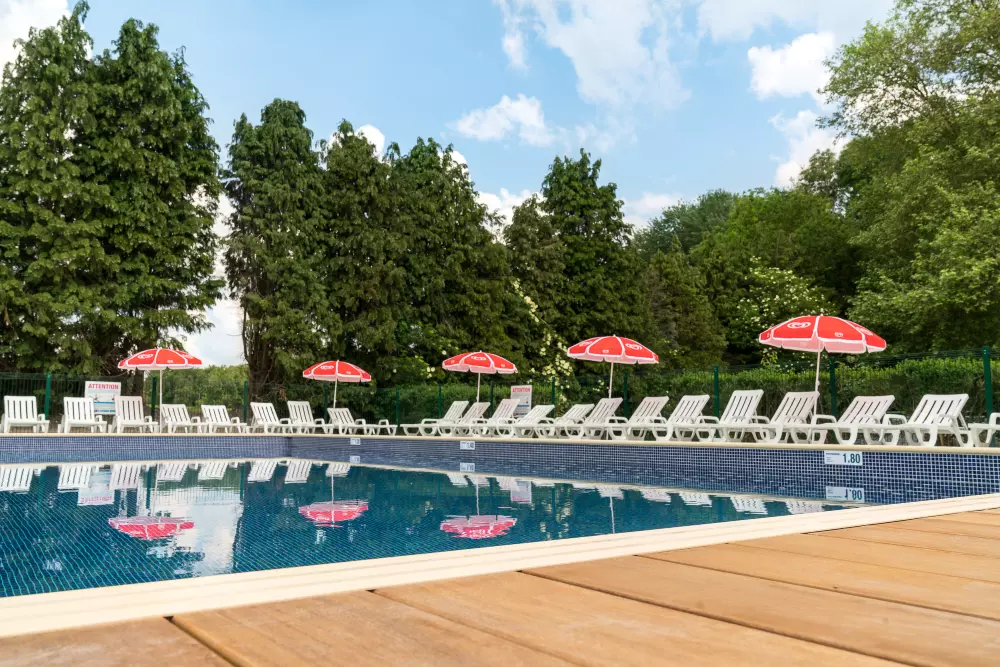 Campsite Romanée Le Grand Paris - Nie.