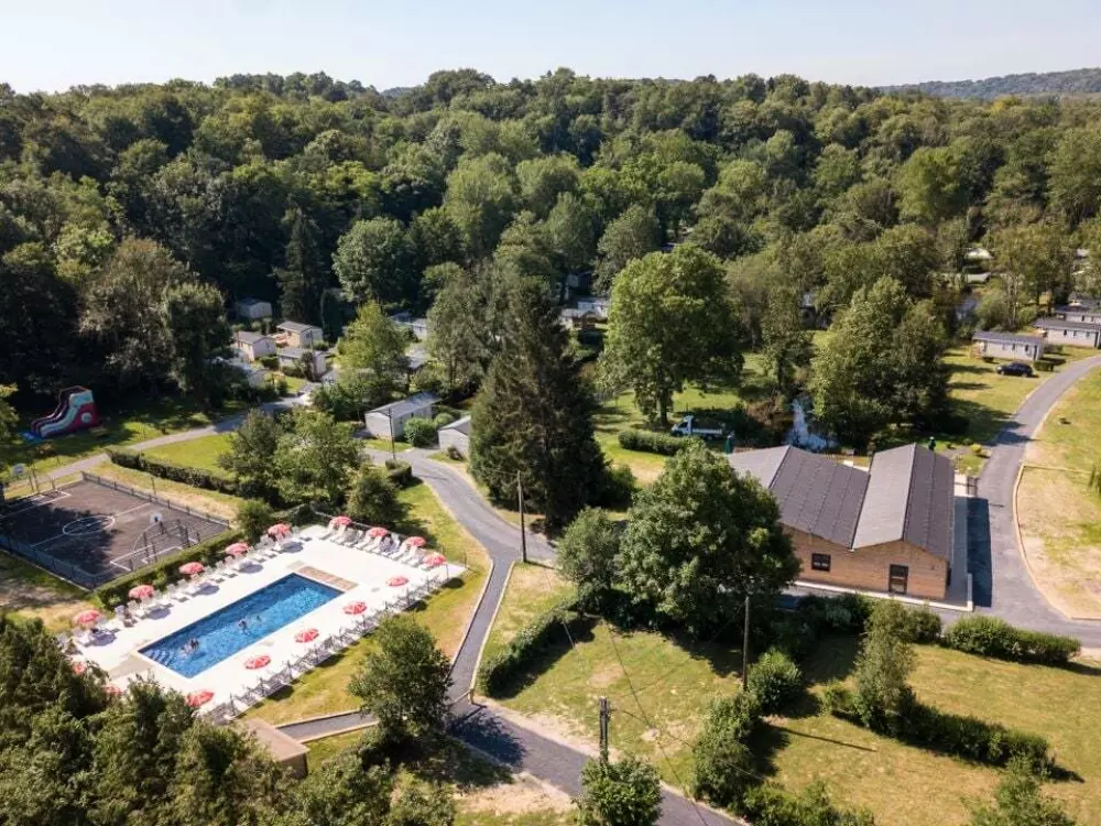 Campsite Romanée Le Grand Paris - Nie.