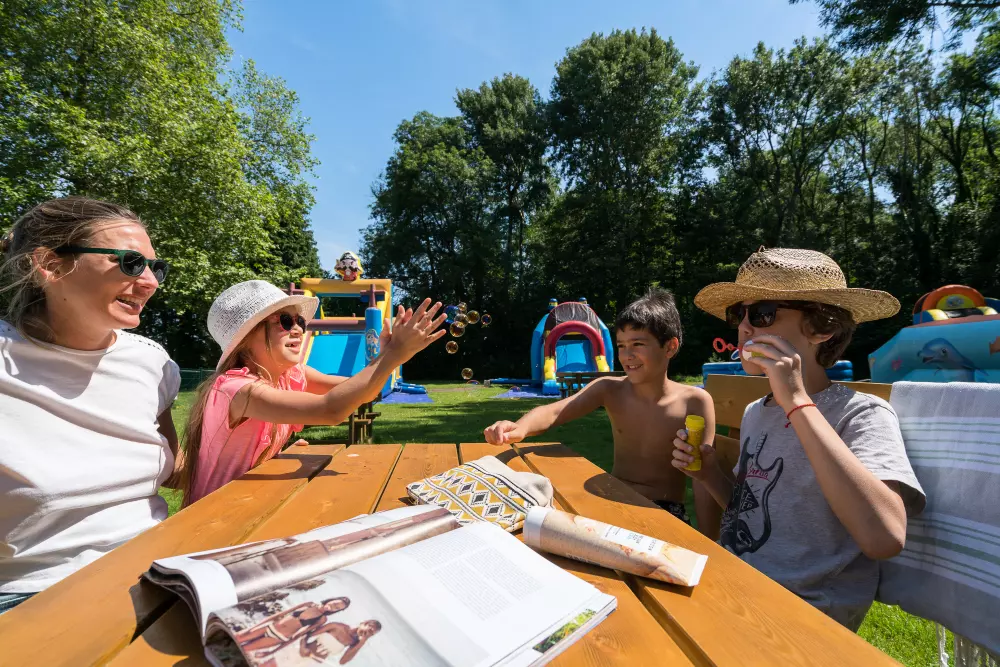 Camping Le Grand Paris4 étoiles★★★★