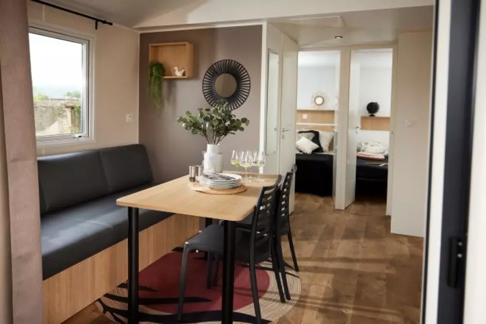 Blumen Camping Le Port de Neuvic 2 Sterne★★