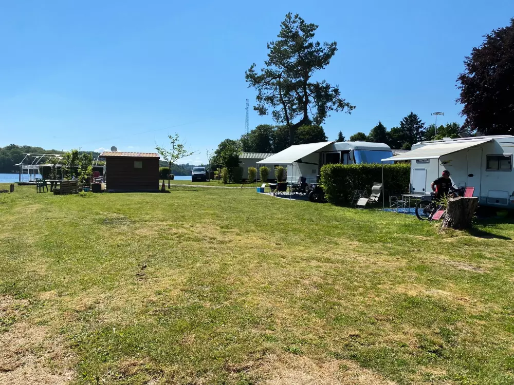 Blumen Camping Le Port de Neuvic 2 Sterne★★