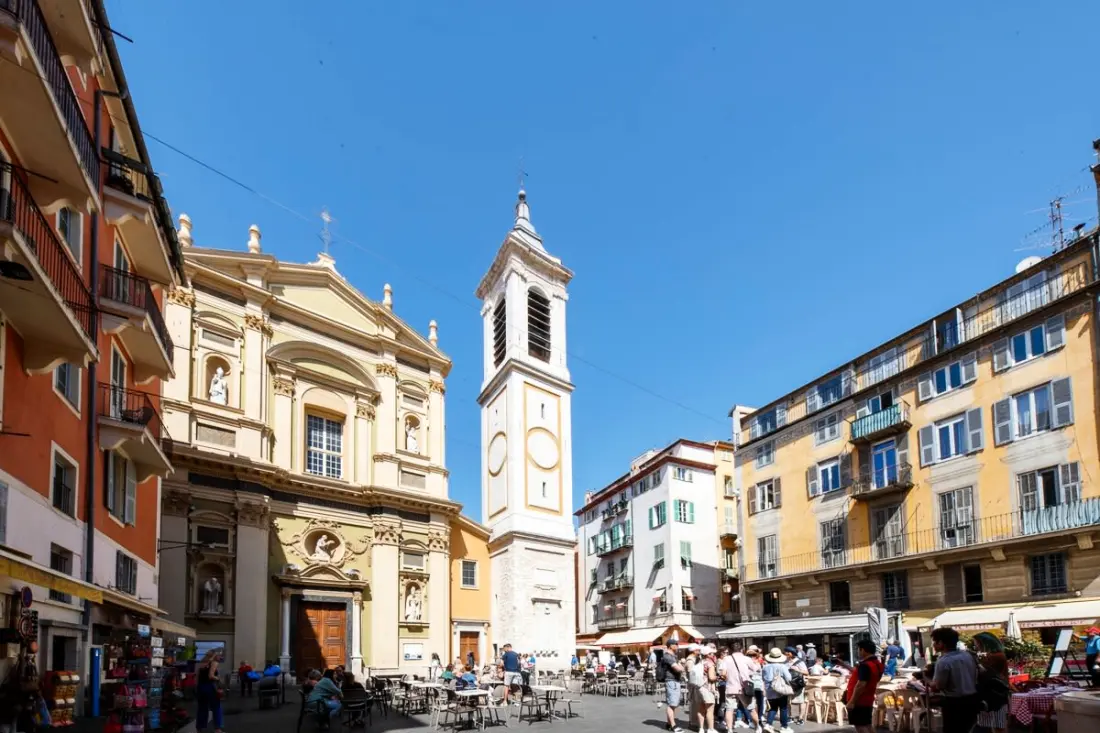 06a2 - Cuore di Vecchia Nizza: Bellissimo appartamento ristrutturato