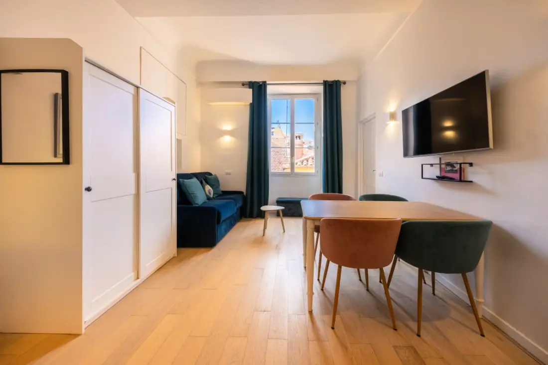 06a3 - Nice Apartment Au Coeur Du Vieux Nice