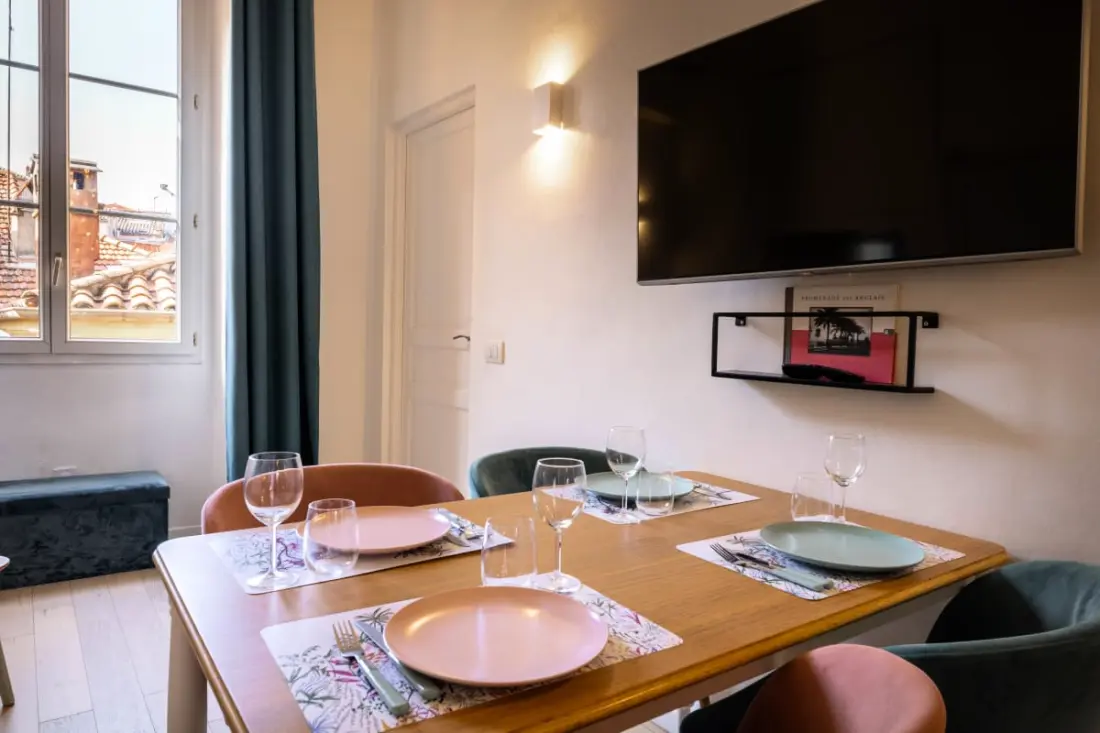 06a3 - Nice Apartment Au Coeur Du Vieux Nice