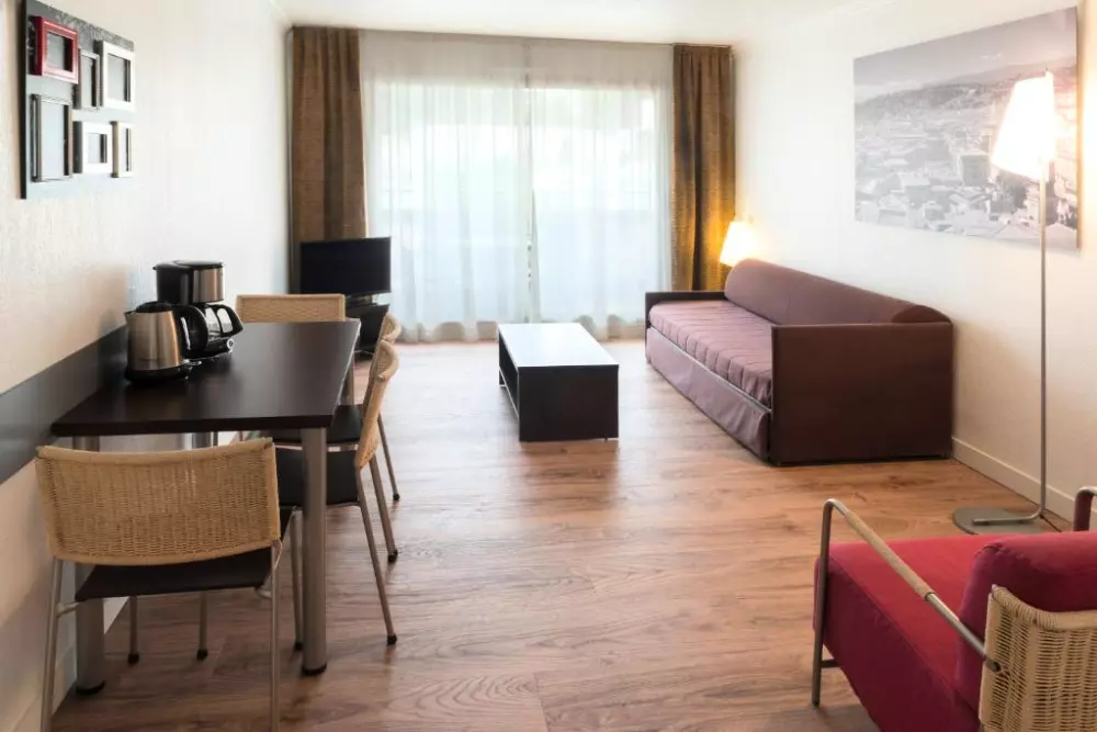 Aparthotel Adagio Nizza Promenade des Anglais 4 Sterne★★★★