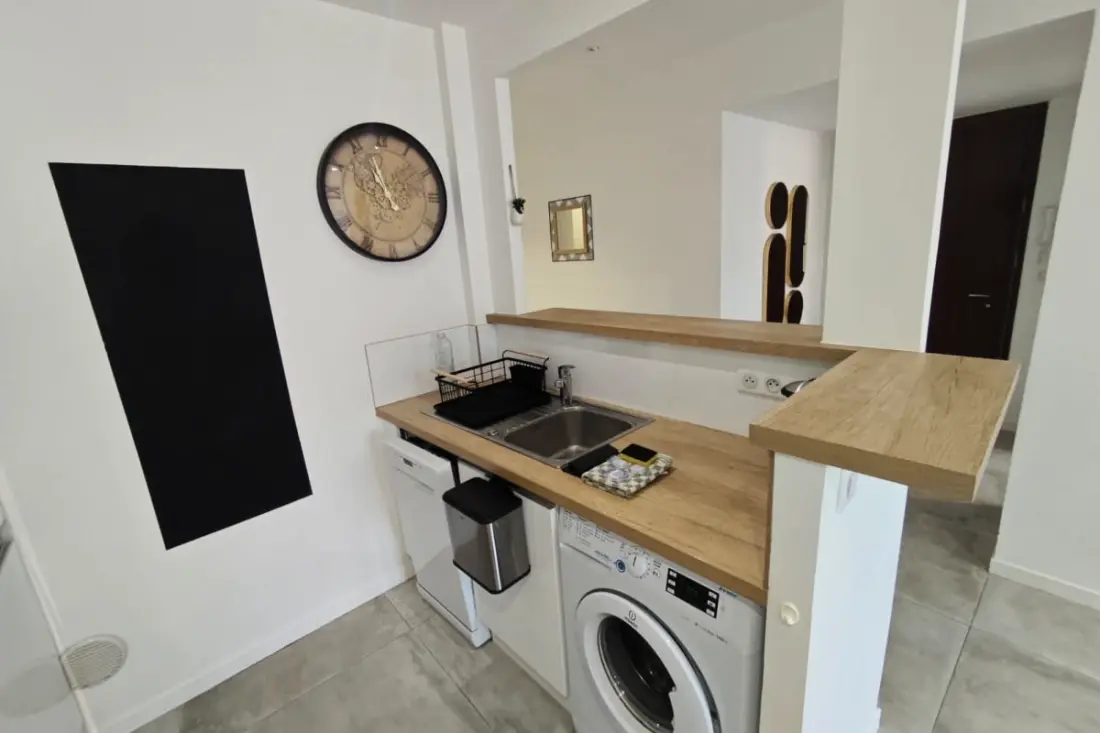 Apartman 2 hálószoba - Quiet & Bright - közeli villamos