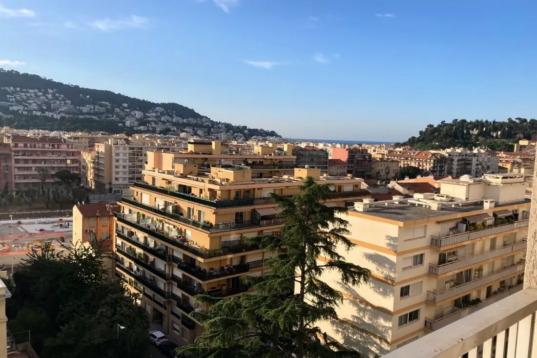 Appartamento famiglia con 2 letti bambini / parcheggio centrale