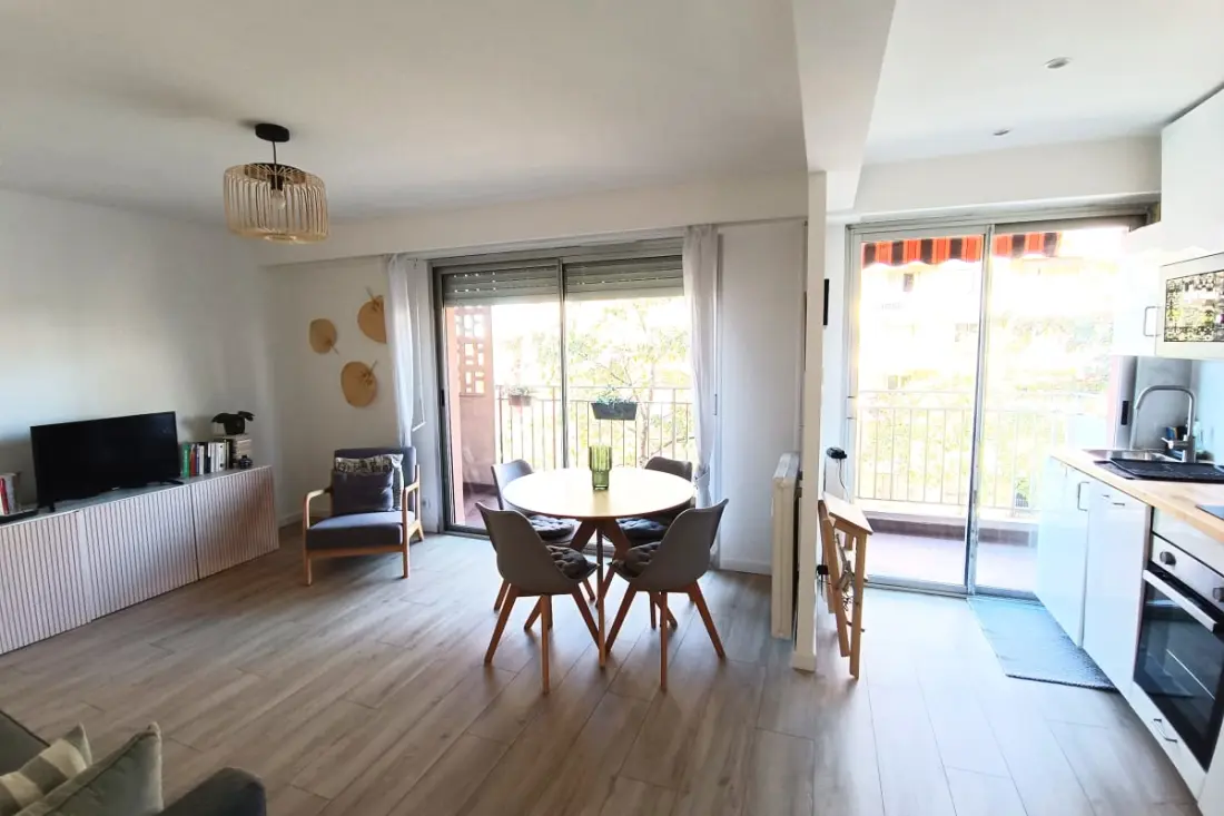 Apartament 2 pokoje - Wifi i Balkon