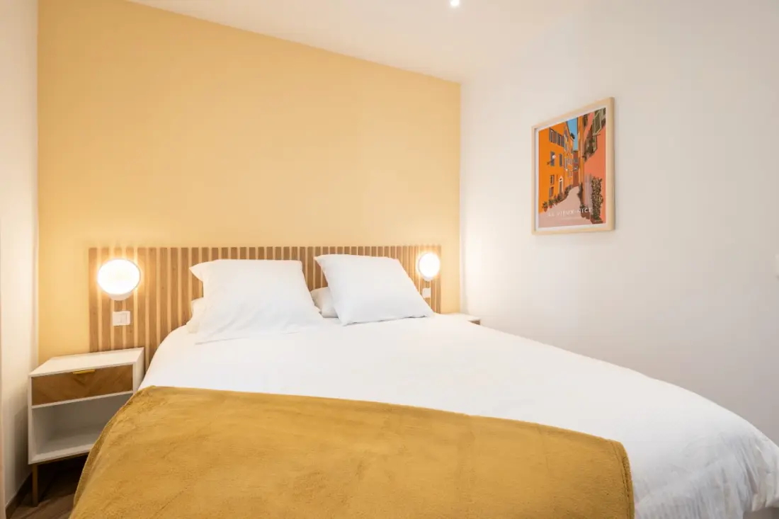 Apartmantervezés, közeli strandok De Nizza