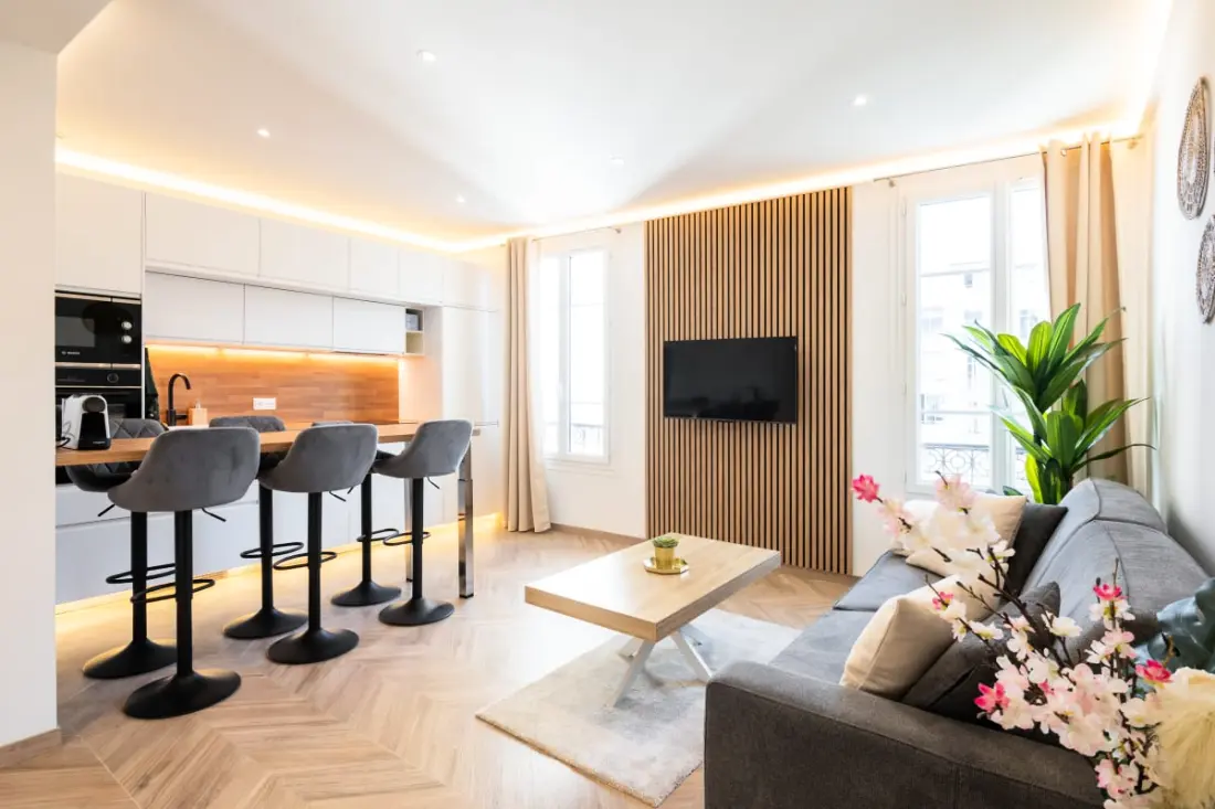 Apartmantervezés, közeli strandok De Nizza