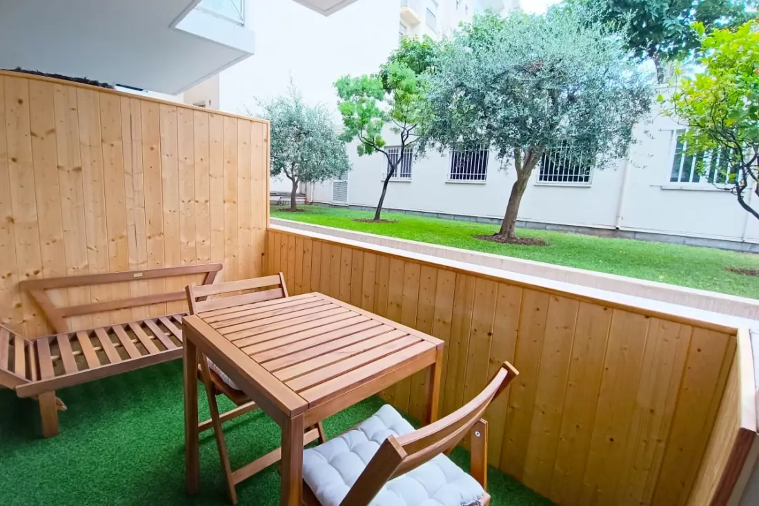 Piękny apartament z balkonem - 5 minut od plaży