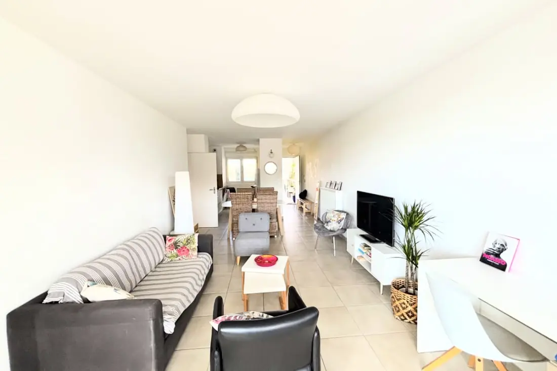 Bel Appart Avec Terrasse &amp; Parking Privée à Nice