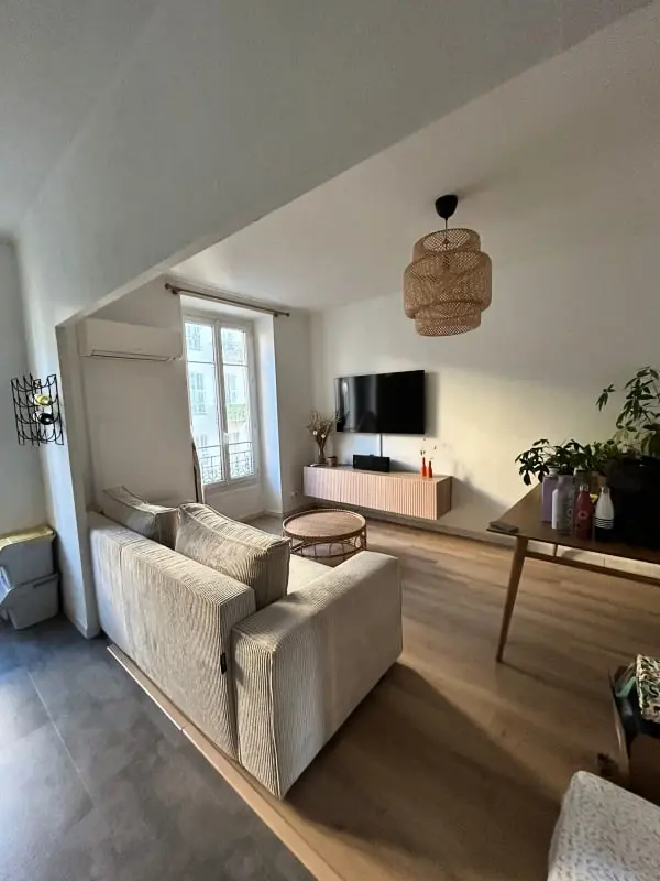 Charming Luminous Apartman Szép