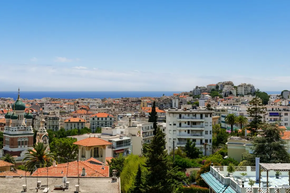 La bella panoramica con terrazza -