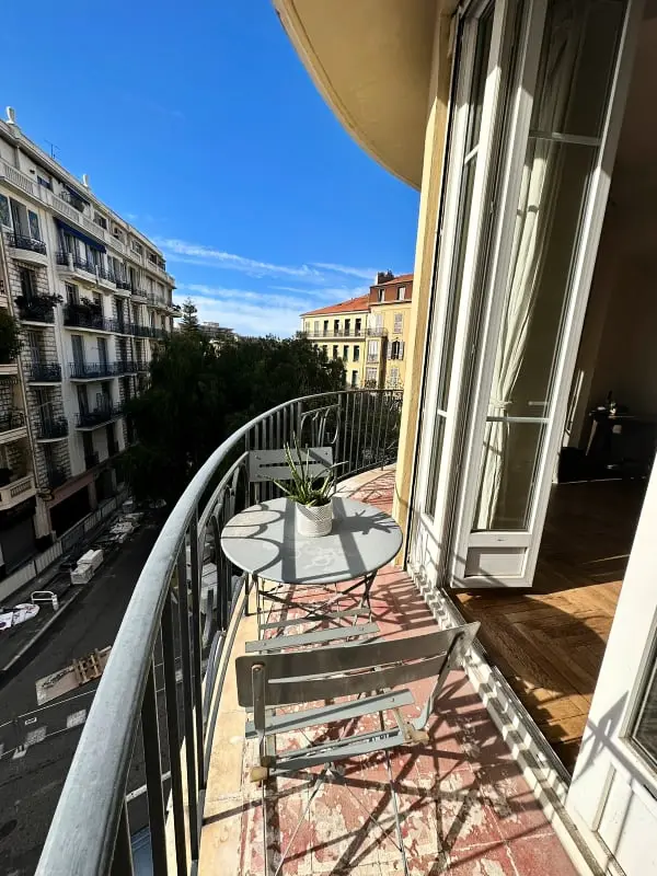 Nizza 56m2 Con Balcone Rotonde Vicino al mare