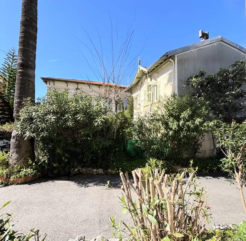 Studio Charm Giardino + Parcheggio Cimiez