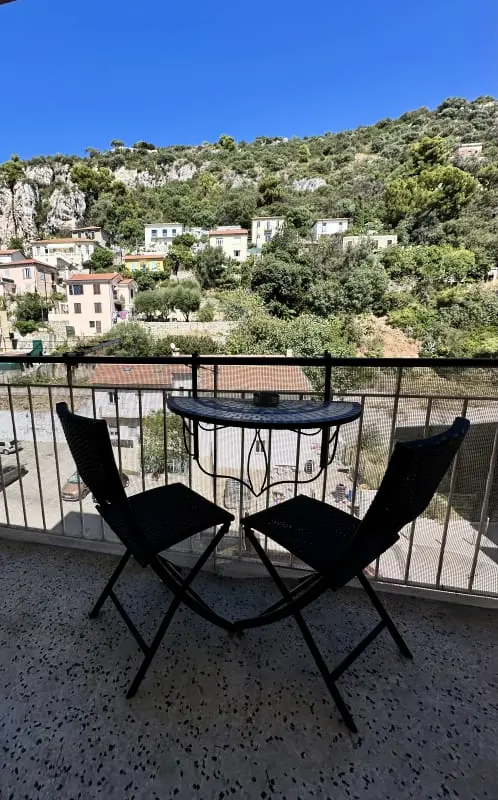Studio Lumineux Avec Balcon Proche Tram