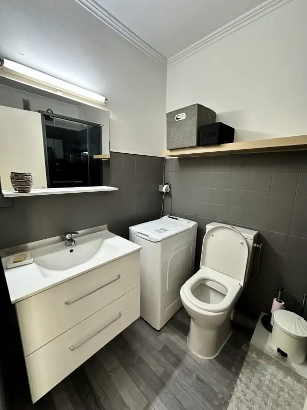 Studio Lumineux Avec Balcon Proche Tram