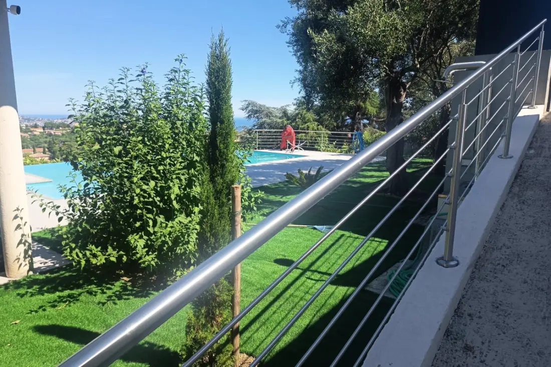 Gyönyörű Villa Sea & Hegy Nézet az úszási medencével