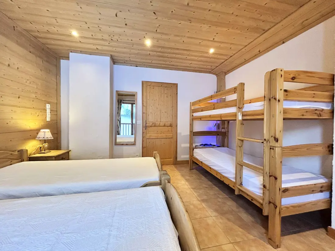 Chalet Varni
