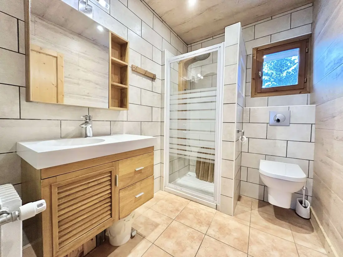 Chalet Varni