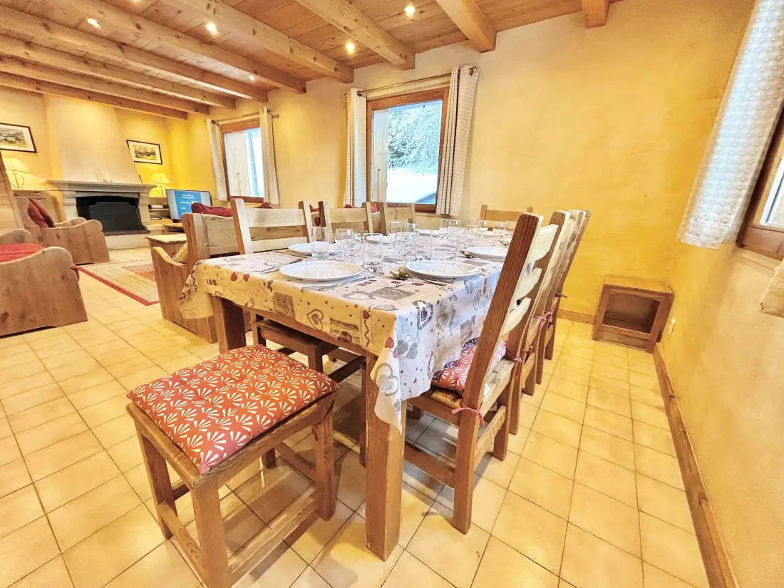 Chalet Varni