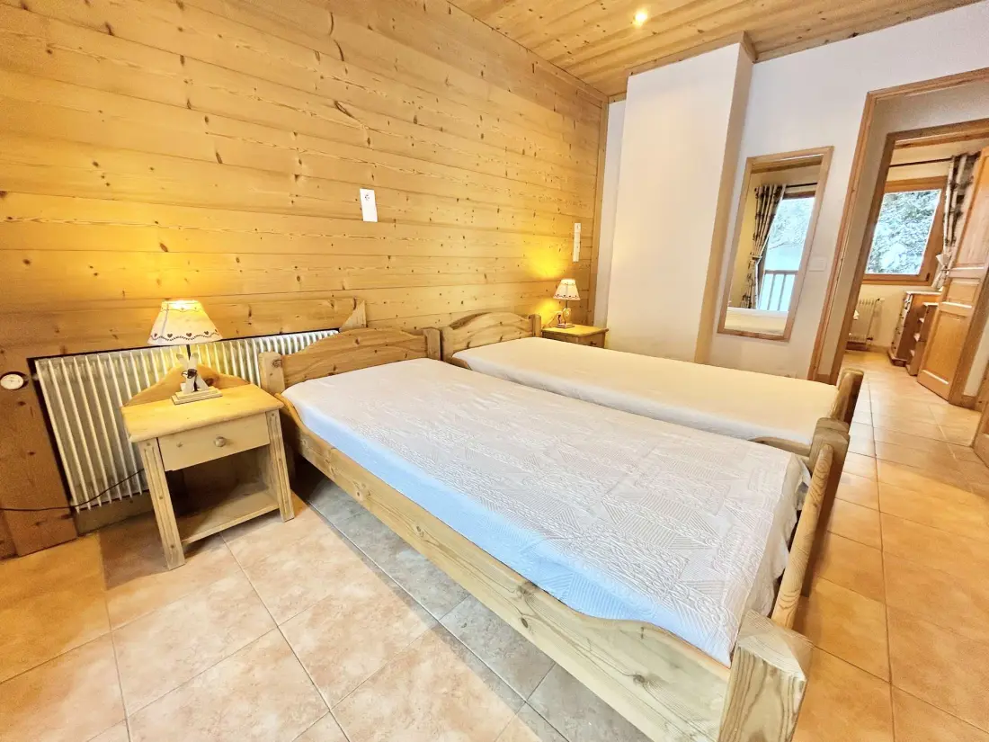 Chalet Varni