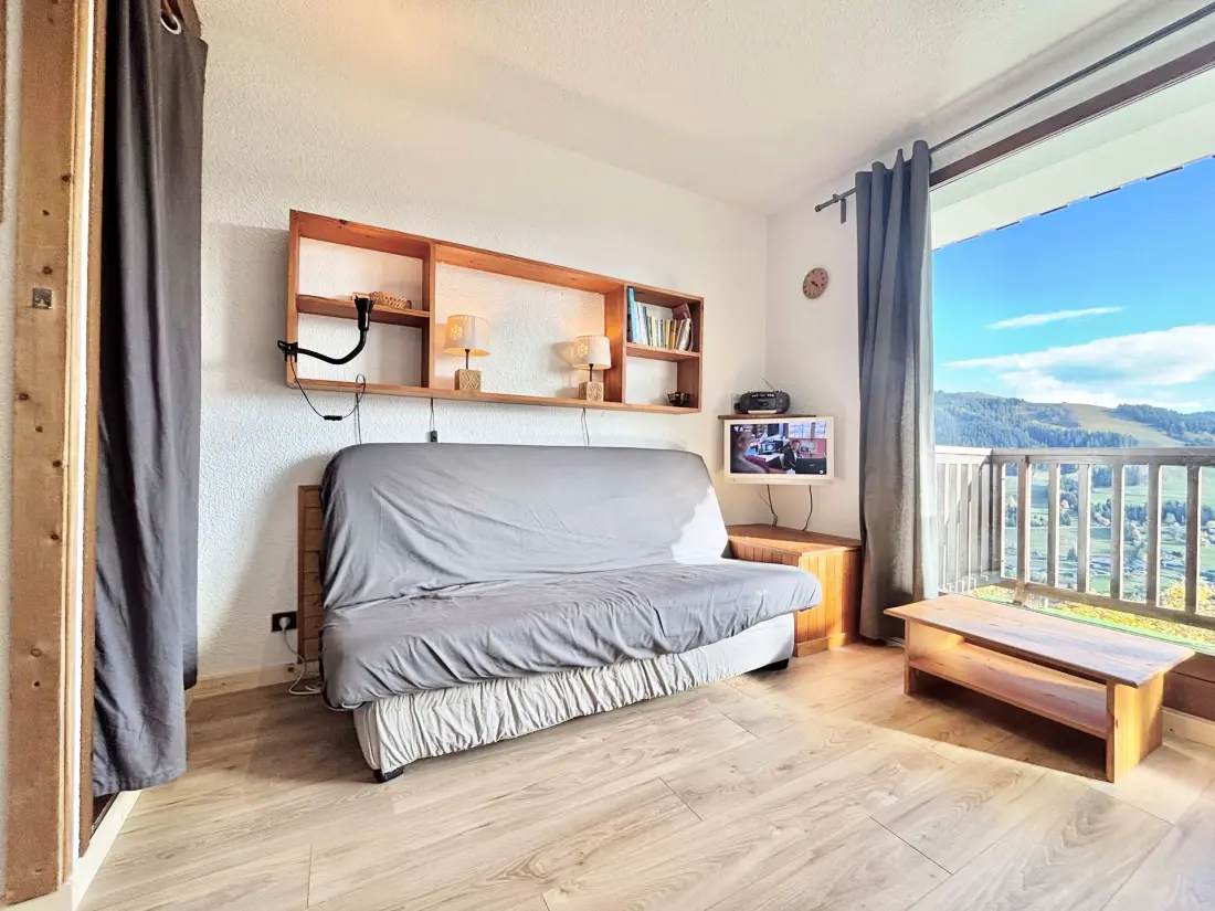 Le Reguet Residence