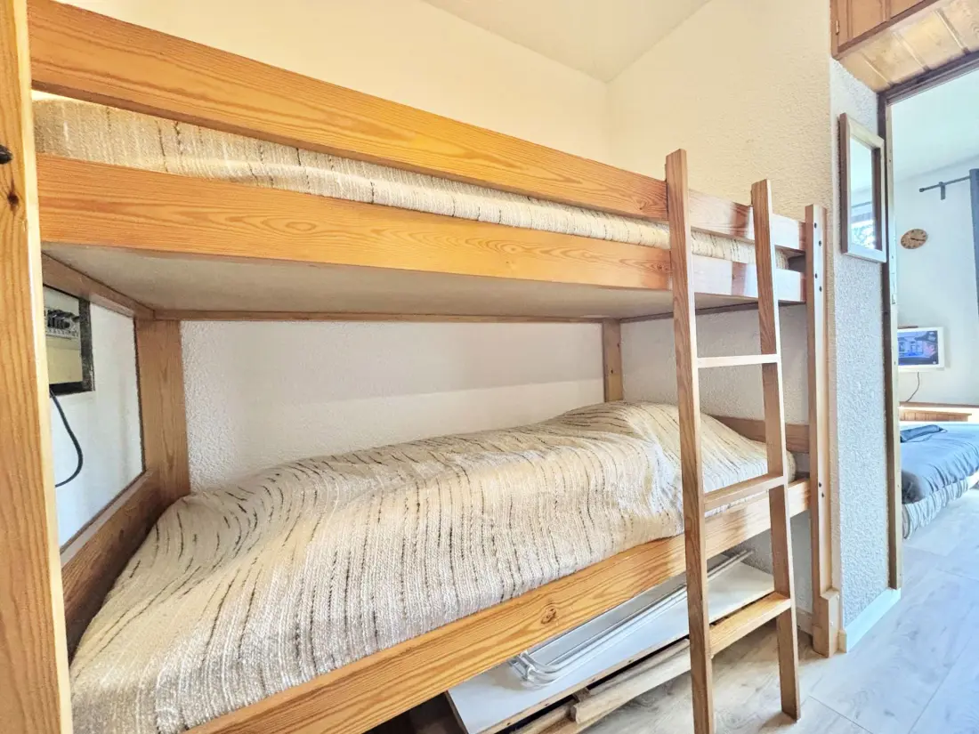 Le Reguet Residence