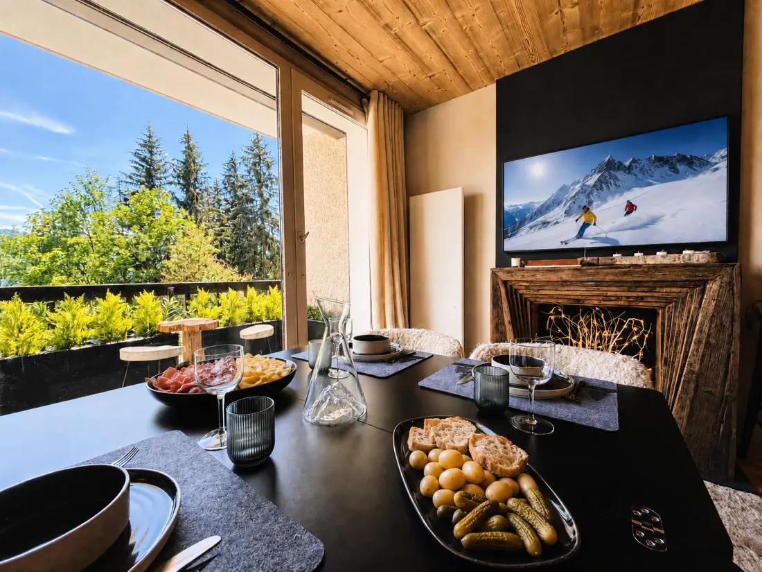 Le Reguet Residence