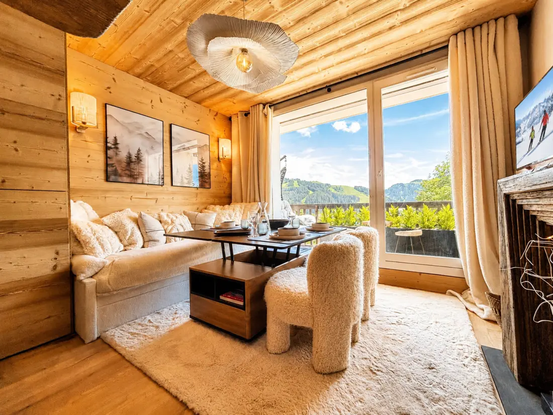 Le Reguet Residence