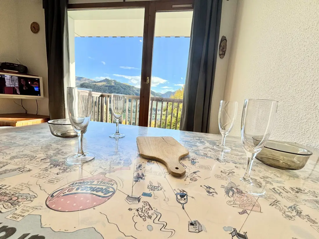Le Reguet Residence