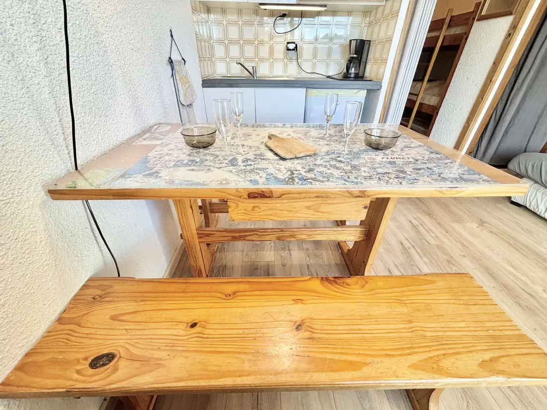 Le Reguet Residence