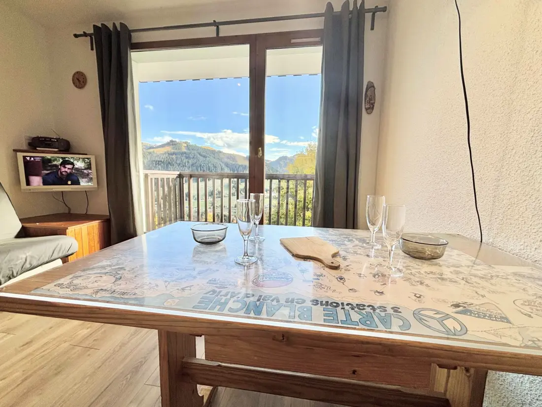 Le Reguet Residence