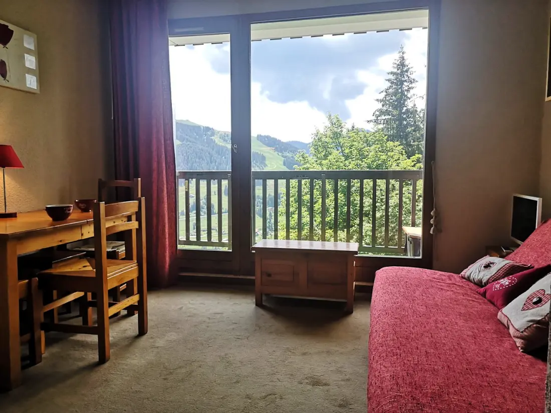 Le Reguet Residence