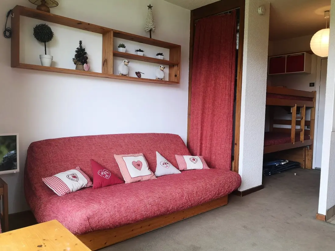 Le Reguet Residence