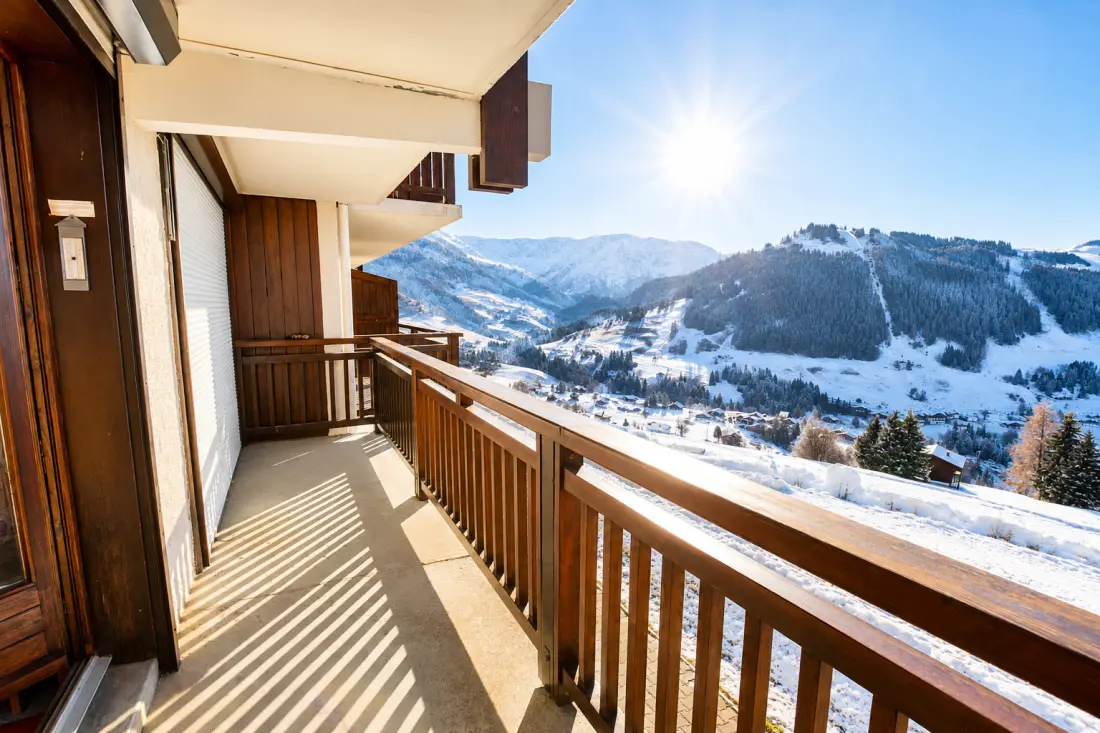 Perce Snow Residence