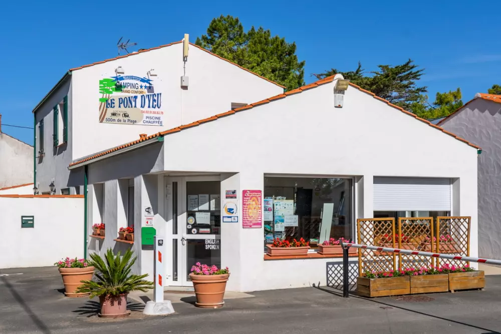 Camping Le Pont d'Yeu 3 Stars★★★