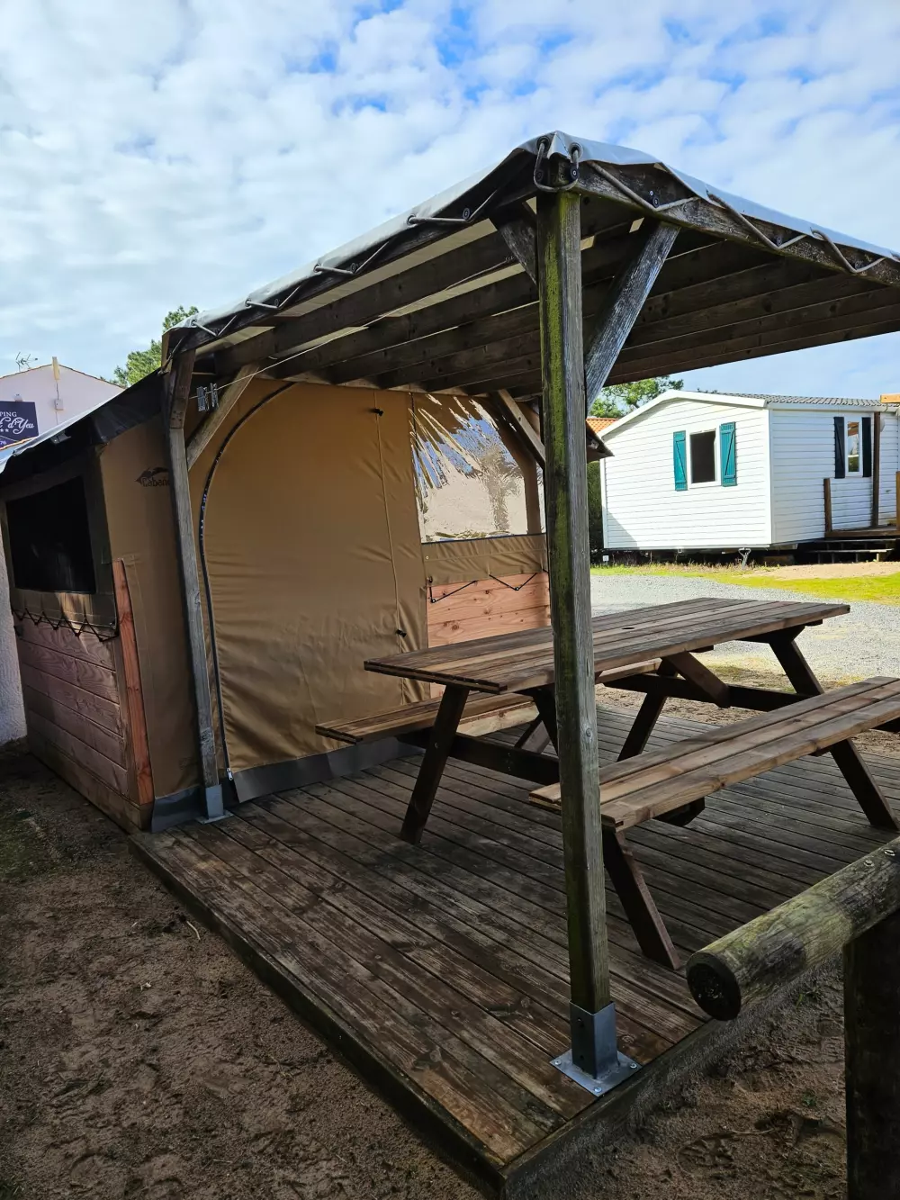 Camping Le Pont d'Yeu 3 Stars★★★