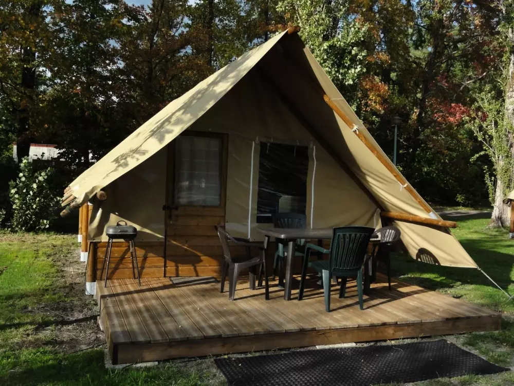 Campsite L 'Etang de Sologne - Nie.