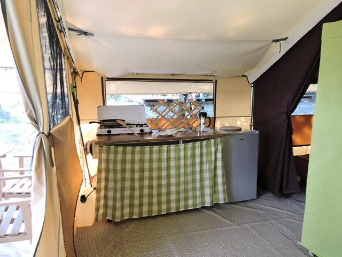 Camping Les Terrasses Provençales 5 Sterren★★★★★