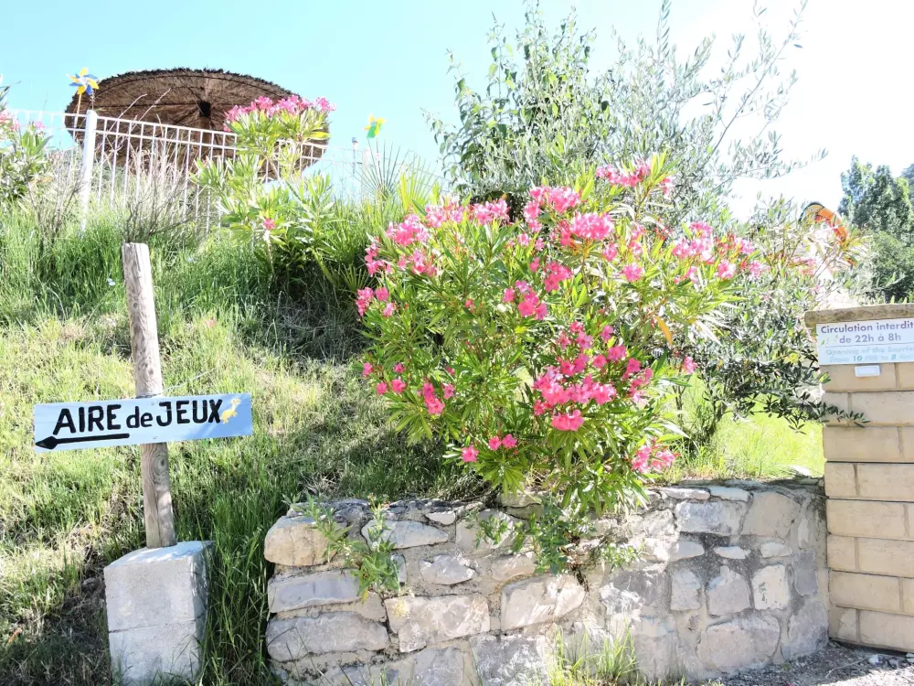 Camping Les Terrasses Provençales 5 Sterren★★★★★